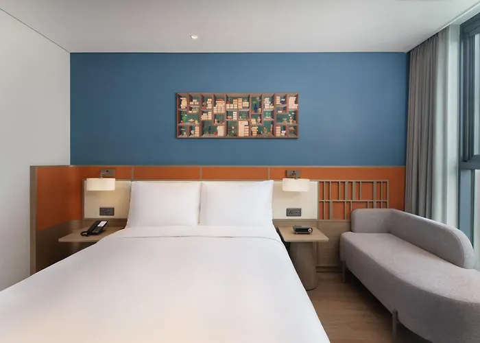Hotel U5 Hotel *